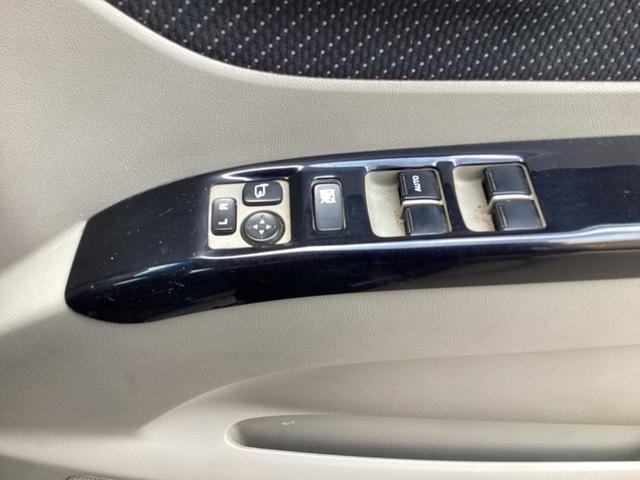 パレット ＸＳ　１年保証付！！　ベンチシート　ナビ　オートライト　電動格納ミラー　パワーステアリング　ＡＢＳ　運転席エアバッグ　助手席エアバッグ　両側スライドドア（36枚目）