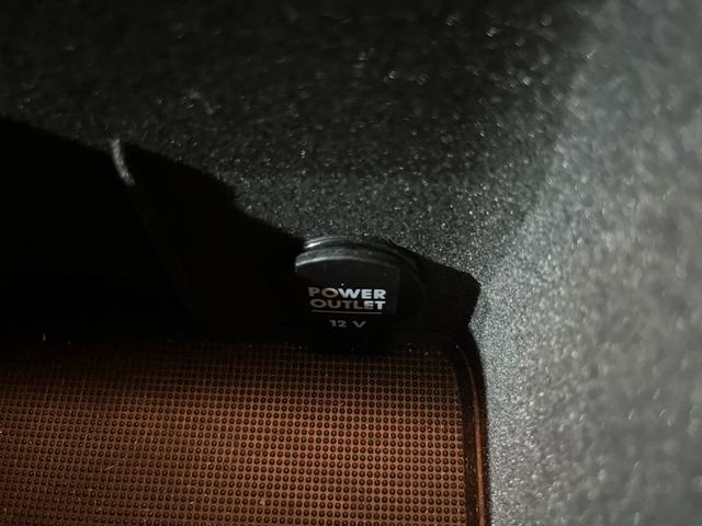 カイエン プラチナエディション ABS ナビ フルセグ バックカメラ 革シート パワーシート シートヒーター パワーバックドア サンルーフ ミラー型モニター ドライブレコーダー 純正18インチアルミ(26枚目)