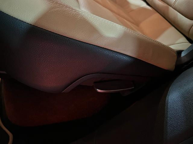 カイエン プラチナエディション ABS ナビ フルセグ バックカメラ 革シート パワーシート シートヒーター パワーバックドア サンルーフ ミラー型モニター ドライブレコーダー 純正18インチアルミ(49枚目)