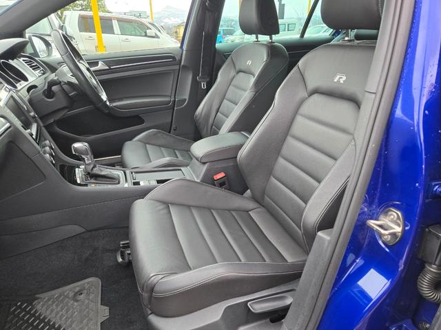 ゴルフＲ ベースグレード　１年保証付！！　４ＷＤ　　ＡＢＳ　４本出しマフラー　ナビ　バックカメラ　横滑り防止装置　ＥＴＣ　　シートヒーター　純正１７インチアルミ　パワーシート（28枚目）