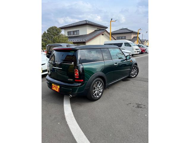 ＭＩＮＩ クーパー　クラブマン　１年保証付！！　１５インチアルミホイール　スマートキー　ＣＤ　横滑り防止　ＡＢＳ　運・助・サイドエアバッグ　電動格納ミラー（8枚目）