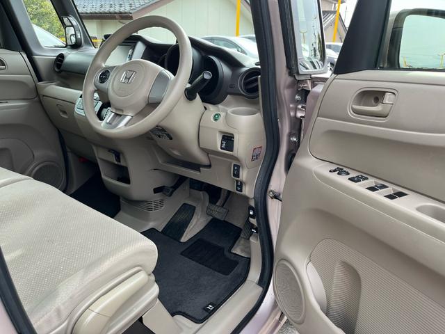 N-BOX G・Lパッケージ 1年保証付 4WD ナビ&TV(ワンセグ) シティーブレーキアクティブシステム バックカメラ(9枚目)