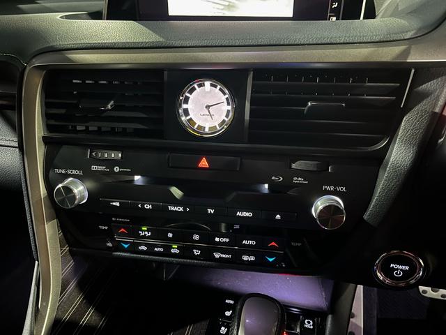 RX RX450h Fスポーツ 1年保証付 4WD ナビ・TV(フルセグ) ドラレコ ETC 純正20インチアルミ サンルーフ ハイブリッド パワーシート 革シート シートヒーター シートエアコン 電動リアゲート クルコン(18枚目)