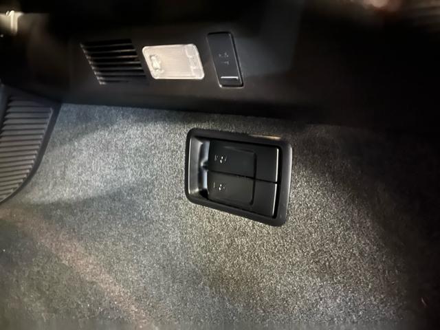 RX RX450h Fスポーツ 1年保証付 4WD ナビ・TV(フルセグ) ドラレコ ETC 純正20インチアルミ サンルーフ ハイブリッド パワーシート 革シート シートヒーター シートエアコン 電動リアゲート クルコン(41枚目)