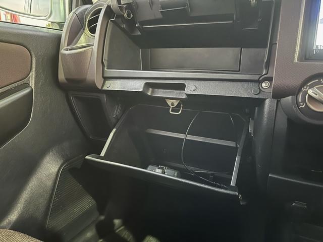 パジェロミニ ＶＲ　１年保証付　４ＷＤ　ナビ・ＴＶ（フルセグ）　純正１５インチアルミ　キーレスエントリー　Ｂｌｕｅｔｏｏｔｈ接続可（26枚目）