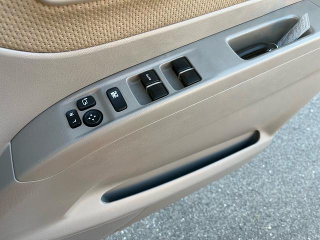 フレアワゴン ＬＳ　１年保証付　４ＷＤ　ＣＤ・ラジオ　社外１３インチアルミ　シートヒータ　スペアキー（9枚目）