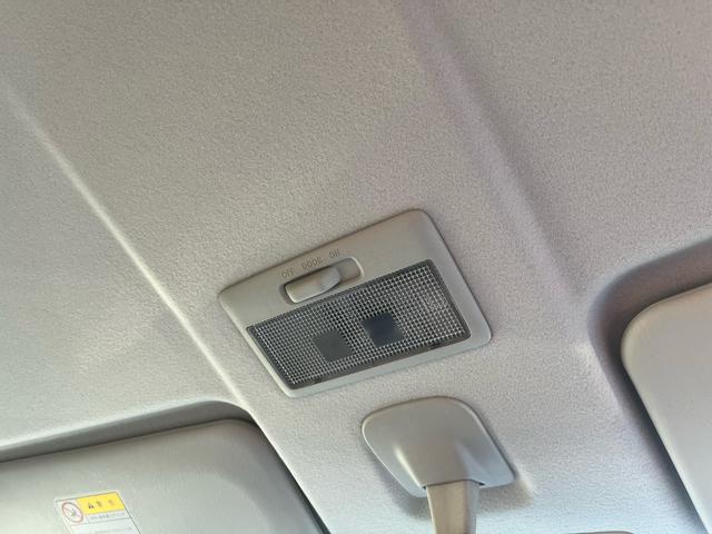 フレアワゴン ＬＳ　１年保証付　４ＷＤ　ＣＤ・ラジオ　社外１３インチアルミ　シートヒータ　スペアキー（15枚目）