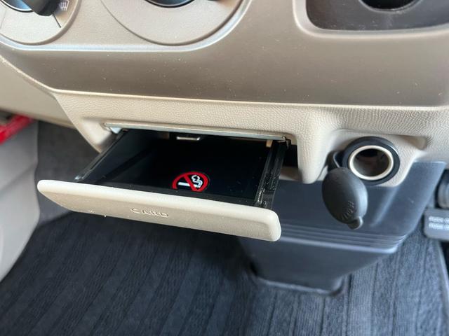 フレアワゴン ＬＳ　１年保証付　４ＷＤ　ＣＤ・ラジオ　社外１３インチアルミ　シートヒータ　スペアキー（18枚目）