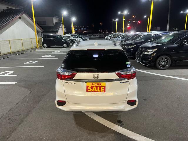 シャトル ハイブリッドＺ　１年保証付　４ＷＤ　ナビ・ＴＶ　社外１７インチアルミ　ダウンサス取付済み　純正サス取付可　スペアキー　バックカメラ（6枚目）