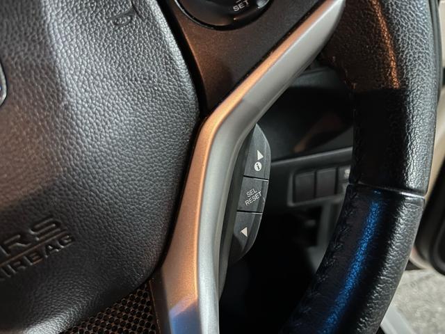 シャトル ハイブリッドＺ　１年保証付　４ＷＤ　ナビ・ＴＶ　社外１７インチアルミ　ダウンサス取付済み　純正サス取付可　スペアキー　バックカメラ（14枚目）