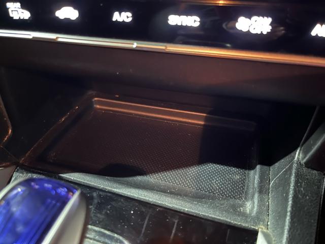 シャトル ハイブリッドＺ　１年保証付　４ＷＤ　ナビ・ＴＶ　社外１７インチアルミ　ダウンサス取付済み　純正サス取付可　スペアキー　バックカメラ（23枚目）