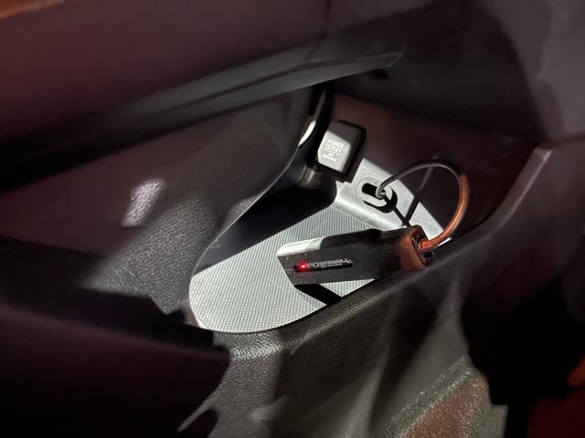 シャトル ハイブリッドＺ　１年保証付　４ＷＤ　ナビ・ＴＶ　社外１７インチアルミ　ダウンサス取付済み　純正サス取付可　スペアキー　バックカメラ（25枚目）