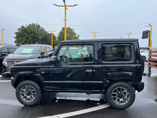 ジムニー ＸＣ　メーカー保証付　届け出済未使用車　４ＷＤ　純正アルミ　衝突被害軽減システム　スペアキー　ＬＥＤヘッドランプ　クリアランスソナー　シートヒータ（4枚目）