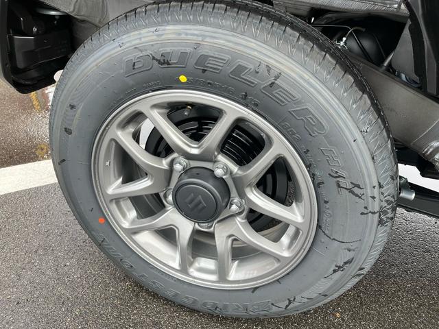 ジムニー ＸＣ　メーカー保証付　届け出済未使用車　４ＷＤ　純正アルミ　衝突被害軽減システム　スペアキー　ＬＥＤヘッドランプ　クリアランスソナー　シートヒータ（9枚目）