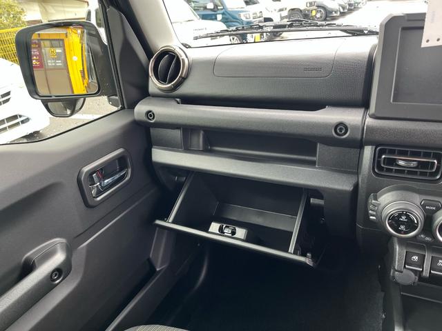 ジムニー ＸＣ　メーカー保証付　届け出済未使用車　４ＷＤ　純正アルミ　衝突被害軽減システム　スペアキー　ＬＥＤヘッドランプ　クリアランスソナー　シートヒータ（19枚目）