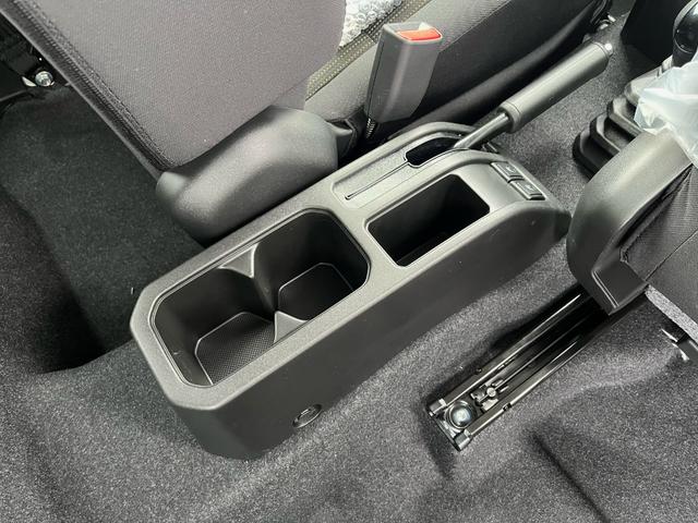 ジムニー ＸＣ　メーカー保証付　届け出済未使用車　４ＷＤ　純正アルミ　衝突被害軽減システム　スペアキー　ＬＥＤヘッドランプ　クリアランスソナー　シートヒータ（24枚目）