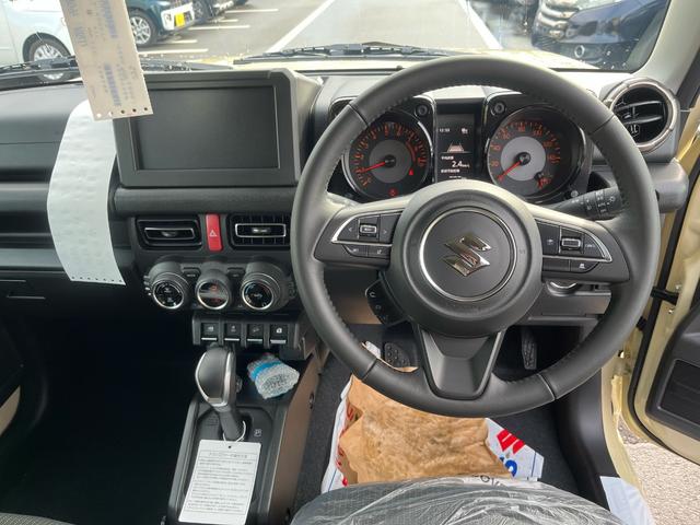 ジムニー ＸＣ　メーカー保証付　届け出済未使用車　４ＷＤ　純正アルミ　衝突被害軽減システム　スペアキー　ＬＥＤヘッドランプ　クリアランスソナー　シートヒータ（11枚目）