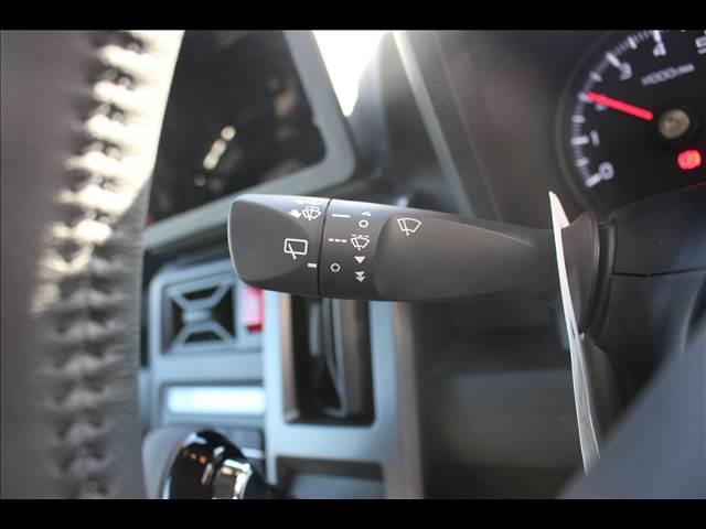 タフト Ｇ　ダーククロムベンチャー　届出済未使用車（28枚目）