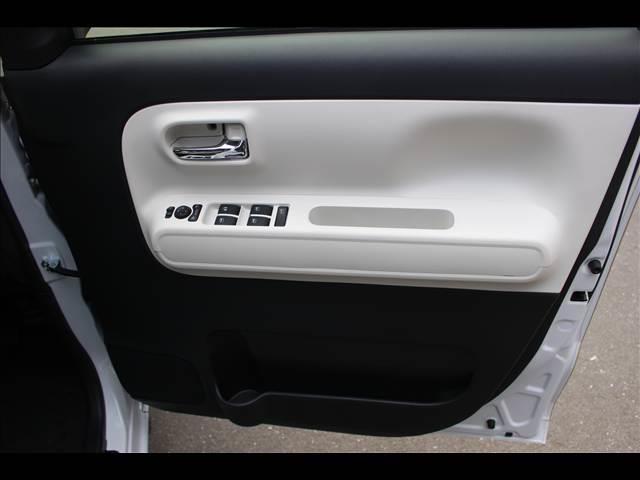 ムーヴキャンバス ストライプスＧ　届出済未使用車（12枚目）