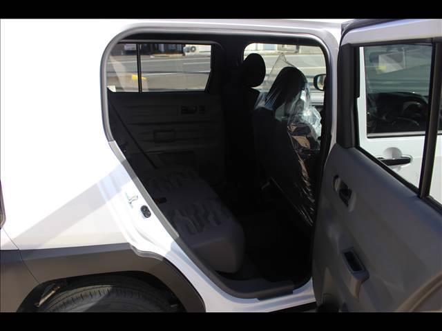 タフト Ｇ　ダーククロムベンチャー　届出済未使用車（16枚目）