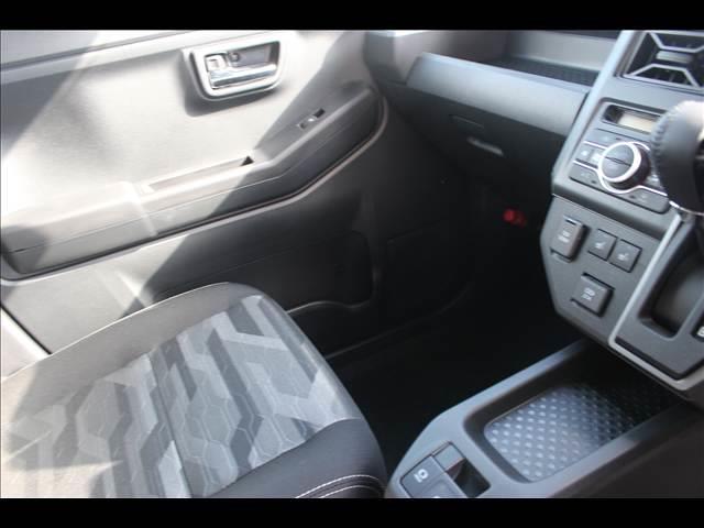 タフト Ｇ　ダーククロムベンチャー　届出済未使用車（21枚目）