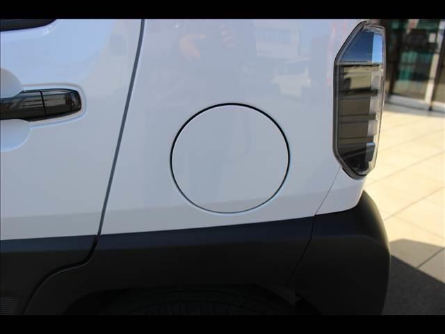 タフト Ｇ　ダーククロムベンチャー　届出済未使用車（28枚目）