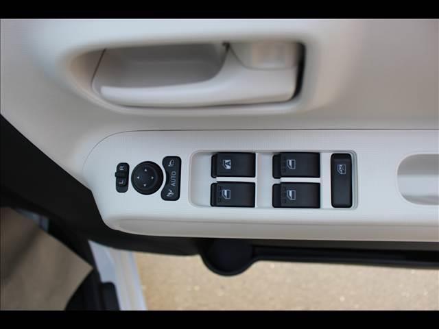 ムーヴキャンバス ストライプスＸ　届出済未使用車（14枚目）