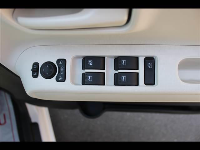 ムーヴキャンバス ストライプス　Ｘ　届出済未使用車（12枚目）