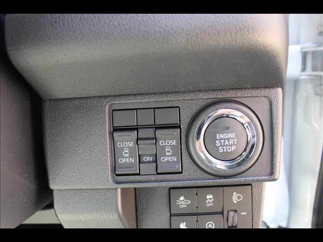 ムーヴキャンバス ストライプス　Ｘ　届出済未使用車（13枚目）