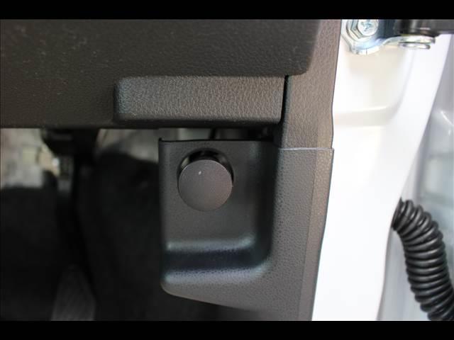 ムーヴキャンバス ストライプスＸ　届出済未使用車（31枚目）