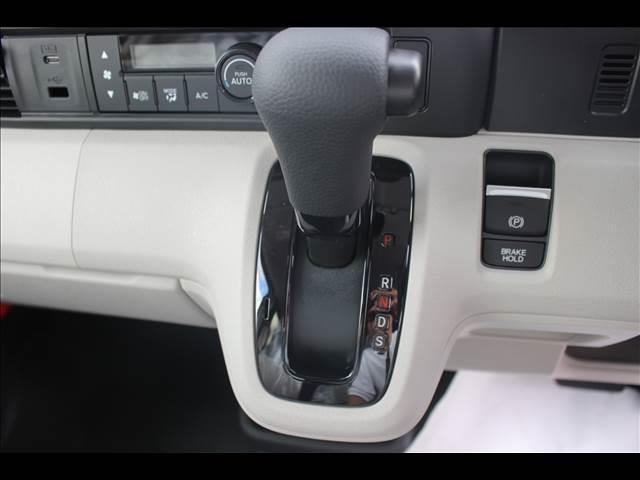 N-BOX ベースグレード 届出済未使用車(35枚目)