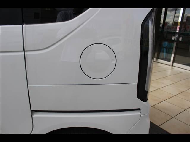 N-BOXカスタム ベースグレード 届出済未使用車(25枚目)