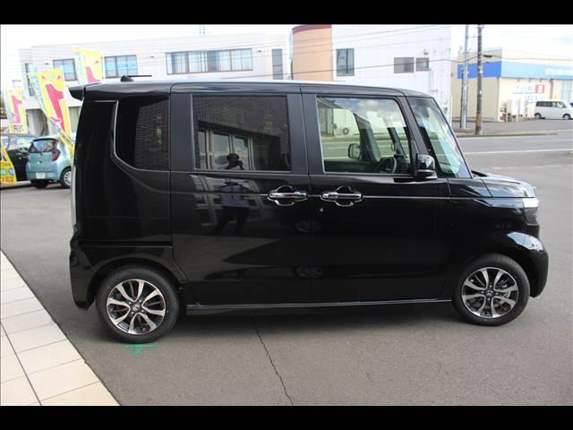 N-BOXカスタム ベースグレード 届出済未使用車(23枚目)