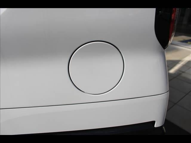 デリカミニ Ｔ　プレミアム　リミテッドエディション　届出済未使用車（25枚目）