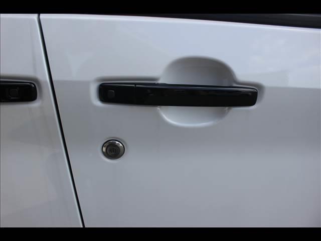 デリカミニ Ｔ　プレミアム　リミテッドエディション　届出済未使用車（28枚目）