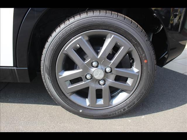 デリカミニ Ｔ　プレミアム　リミテッドエディション　届出済未使用車（29枚目）