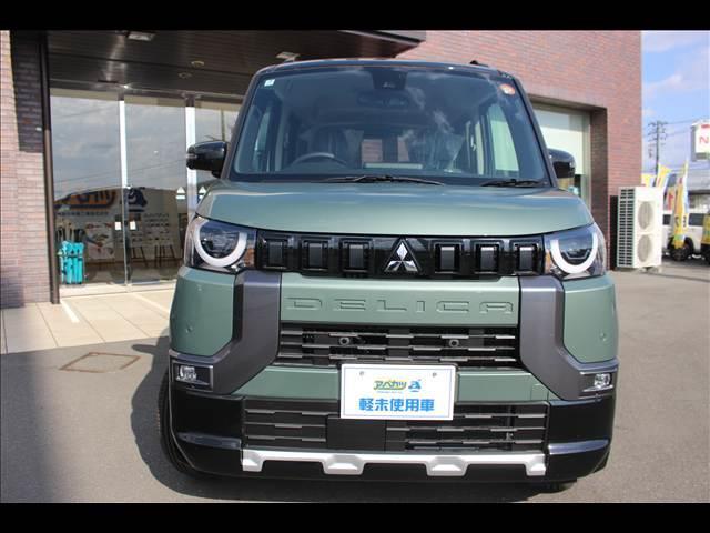 デリカミニ Ｔ　プレミアム　リミテッドエディション　届出済未使用車（4枚目）