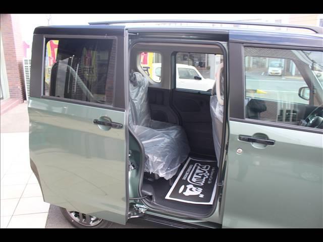 デリカミニ Ｔ　プレミアム　リミテッドエディション　届出済未使用車（17枚目）