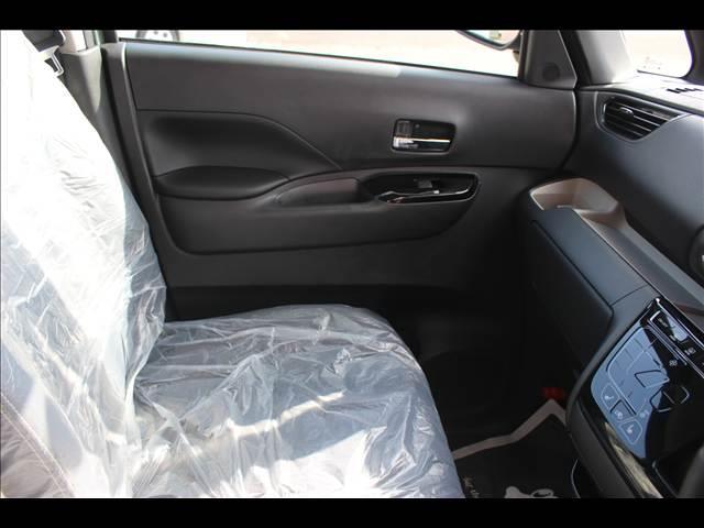 デリカミニ Ｔ　プレミアム　リミテッドエディション　届出済未使用車（34枚目）