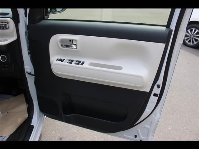 ムーヴキャンバス ストライプスＧ　届出済未使用車（11枚目）