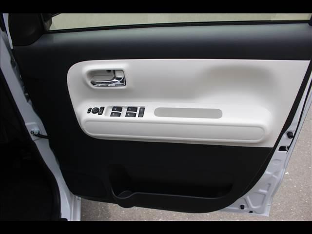 ムーヴキャンバス ストライプスＧ　届出済未使用車（9枚目）