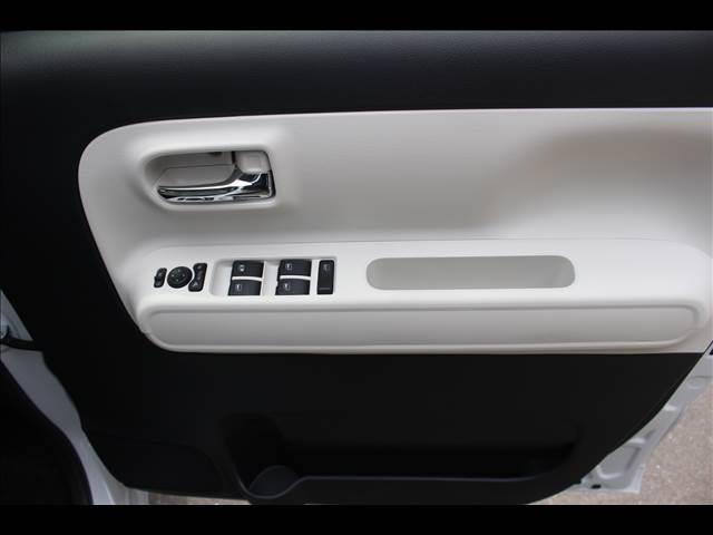 ムーヴキャンバス ストライプスＧ　届出済未使用車（30枚目）