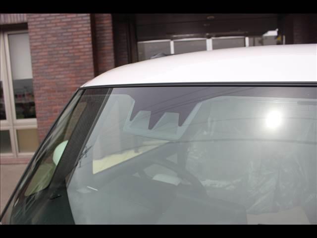 ムーヴキャンバス ストライプスＧ　届出済未使用車（5枚目）