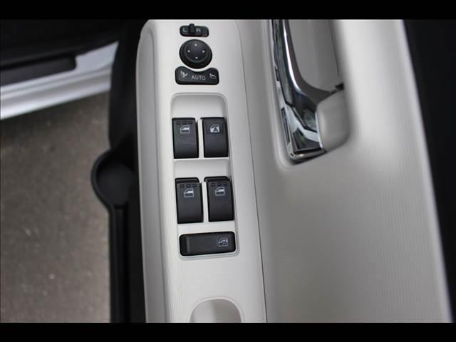 ムーヴキャンバス ストライプスＧ　届出済未使用車（9枚目）