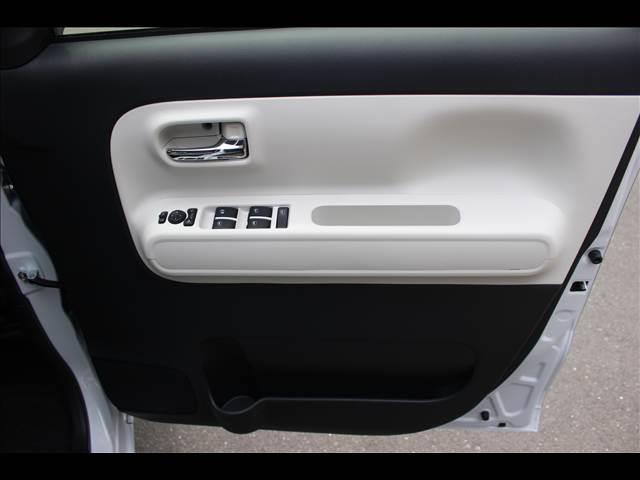 ムーヴキャンバス ストライプスＧ　届出済未使用車（8枚目）