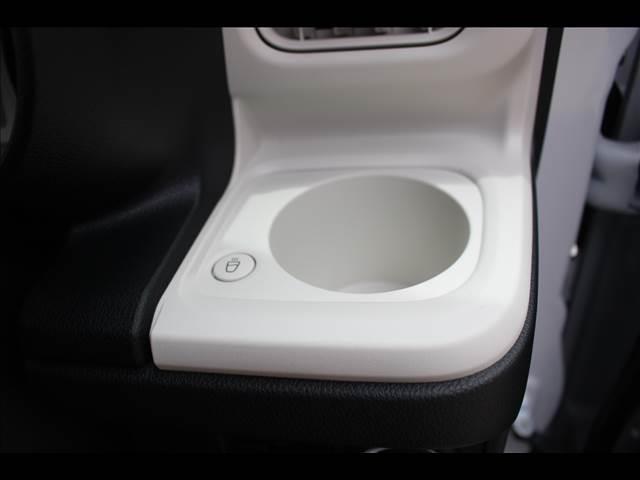 ムーヴキャンバス ストライプスＧ　届出済未使用車（30枚目）