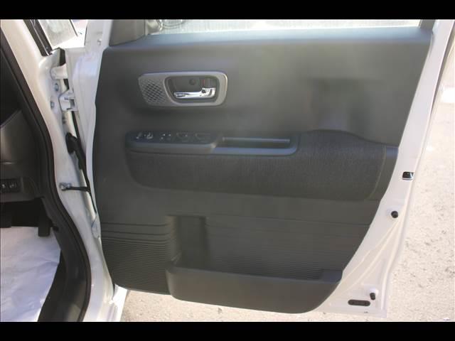 Ｎ－ＢＯＸカスタム ベースグレード　届出済未使用車（30枚目）