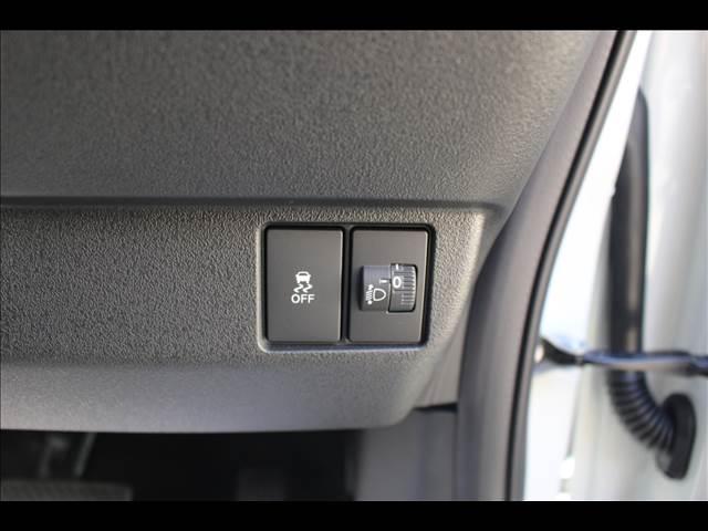 Ｎ－ＢＯＸカスタム ベースグレード　届出済未使用車（36枚目）