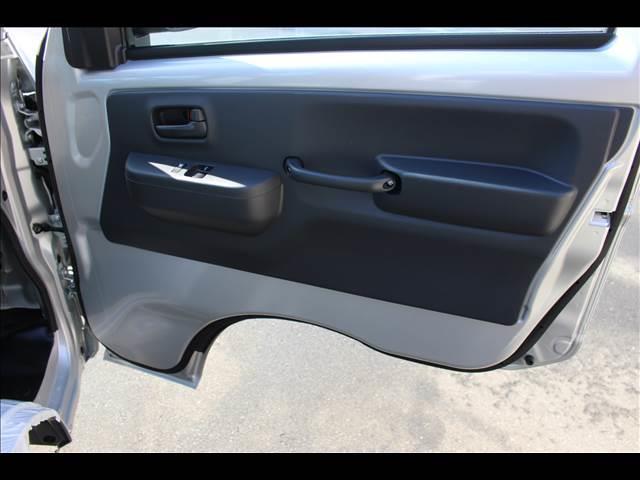 キャリイトラック ＫＣエアコン・パワステ　届出済未使用車（11枚目）