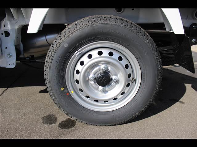 キャリイトラック ＫＣ　エアコン・パワステ　５ＭＴ　４ＷＤ　届出済未使用車（27枚目）